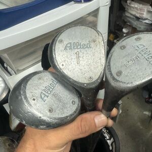 Golf Clubs allied 3 Pc Set in right handed 
3/5 wood plus driver 
Steel